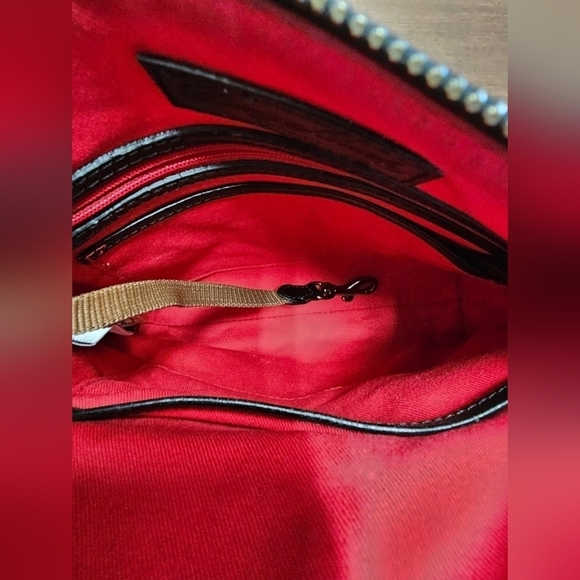 HTF Dooney & Bourke 2013 D23 Reverse Comics Crossbody - Picture 10 of 12